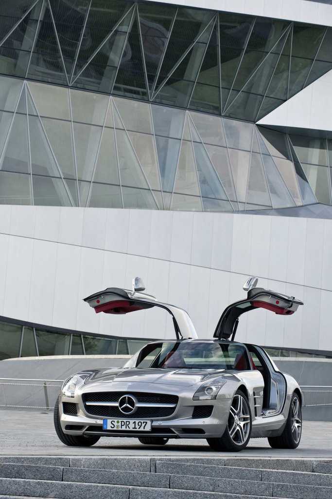 Mercedes SLS AMG