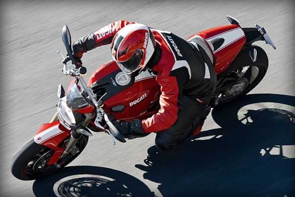 Ducati Monster 1100 EVO