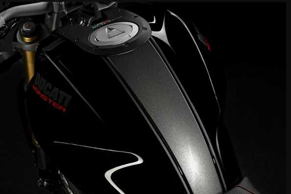 Ducati Monster 1100 EVO