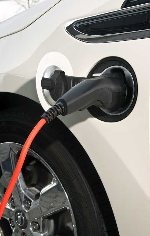 Opel Ampera 2011: nuove foto