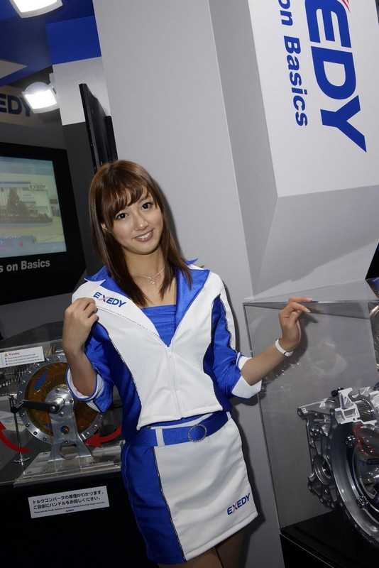 Le ragazze del Salone di Tokyo 2011
