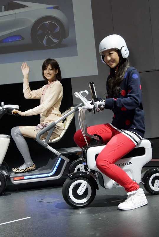 Le ragazze del Salone di Tokyo 2011