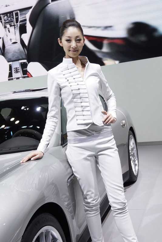 Le ragazze del Salone di Tokyo 2011
