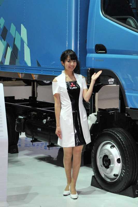Le ragazze del Salone di Tokyo 2011