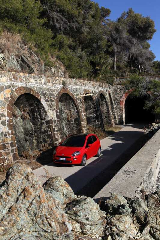 Fiat Punto 2012 e Fiat Punto 2012 TwinAir
