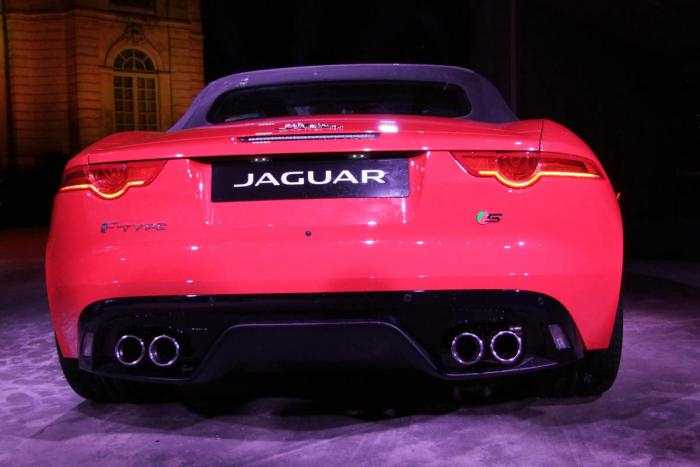Jaguar F-Type Roadster a Parigi 2012