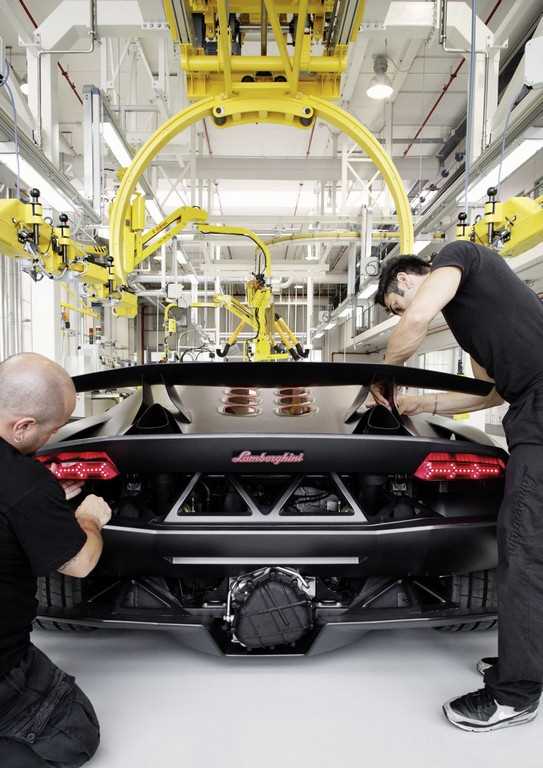 Lamborghini Sesto Elemento nuove foto 2013