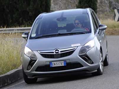 Opel Zafira Tourer: la prova su strada