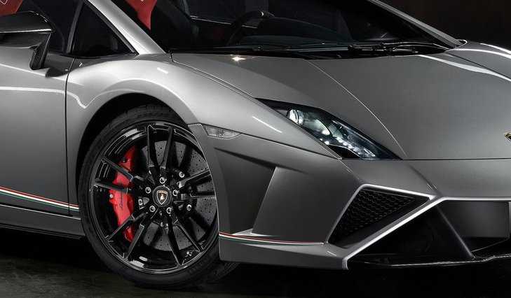 Lamborghini Gallardo LP570-4 Squadra Corse: immagini ufficiali