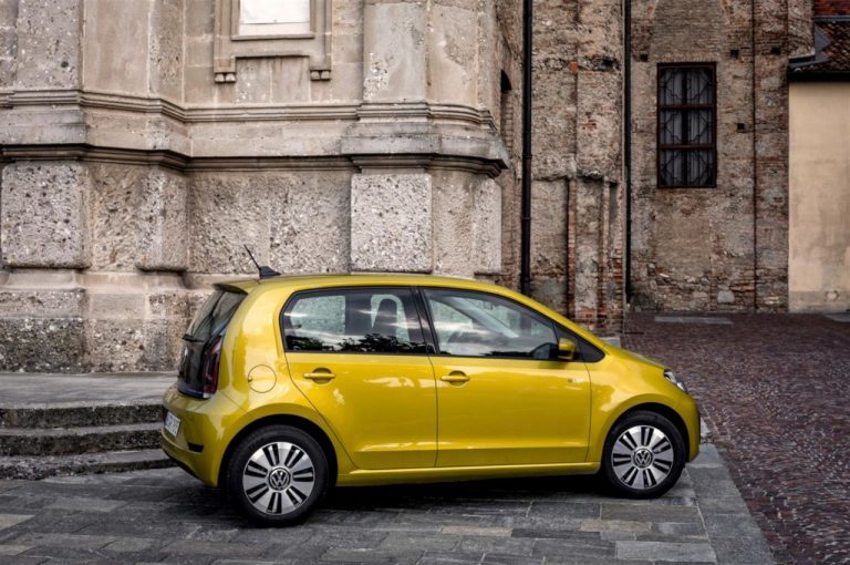 Volkswagen e-Up! 2020: nuove immagini ufficiali