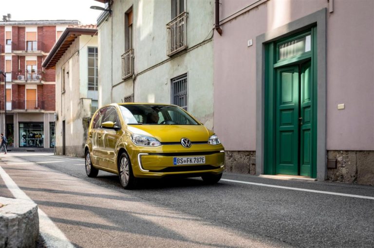 Volkswagen e-Up! 2020: nuove immagini ufficiali