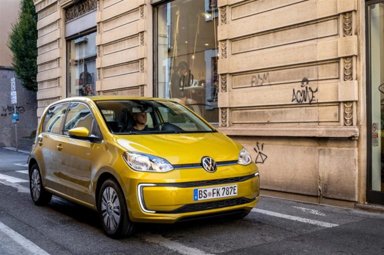 Volkswagen e-Up! 2020: nuove immagini ufficiali