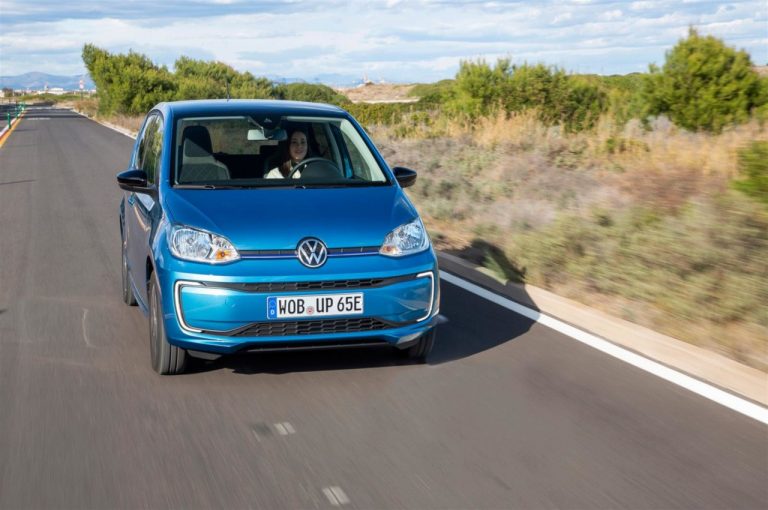 Volkswagen e-Up! 2020: nuove immagini ufficiali