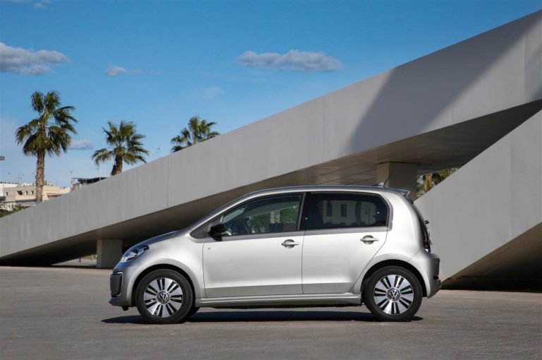 Volkswagen e-Up! 2020: nuove immagini ufficiali