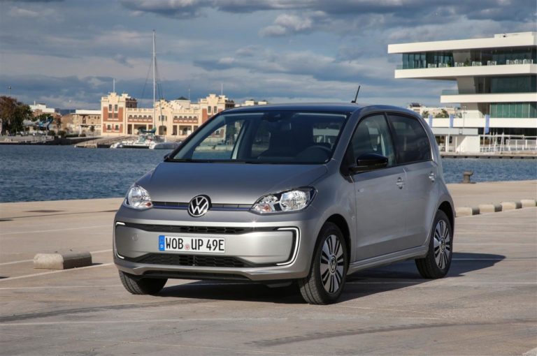 Volkswagen e-Up! 2020: nuove immagini ufficiali
