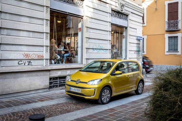 Volkswagen e-Up! 2020: nuove immagini ufficiali