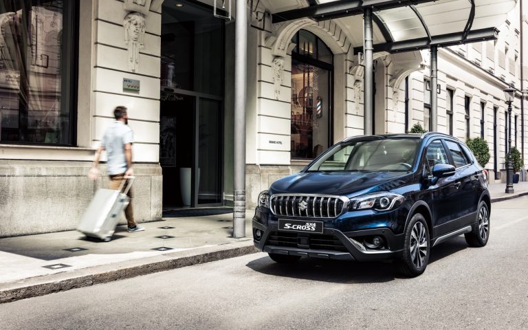 Suzuki S-Cross Hybrid 2020: le immagini ufficiali