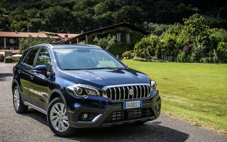 Suzuki S-Cross Hybrid 2020: le immagini ufficiali