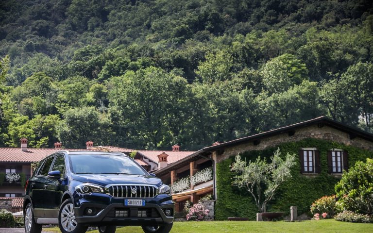 Suzuki S-Cross Hybrid 2020: le immagini ufficiali