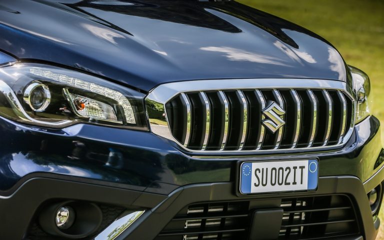 Suzuki S-Cross Hybrid 2020: le immagini ufficiali