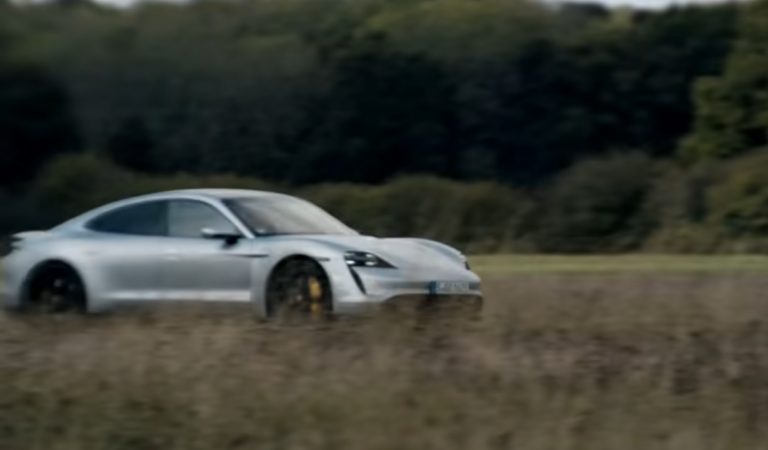 Top Gear, la Porsche Taycan Turbo S più veloce di Veyron e Zonda