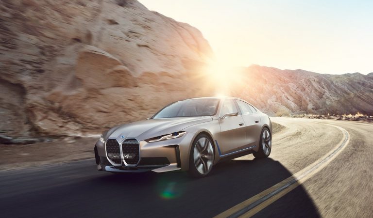 Bmw i4 Concept: immagini ufficiali