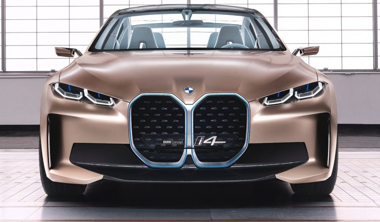 Bmw i4 Concept: immagini ufficiali