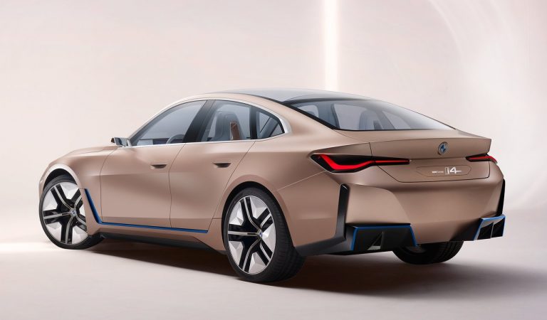 Bmw i4 Concept: immagini ufficiali