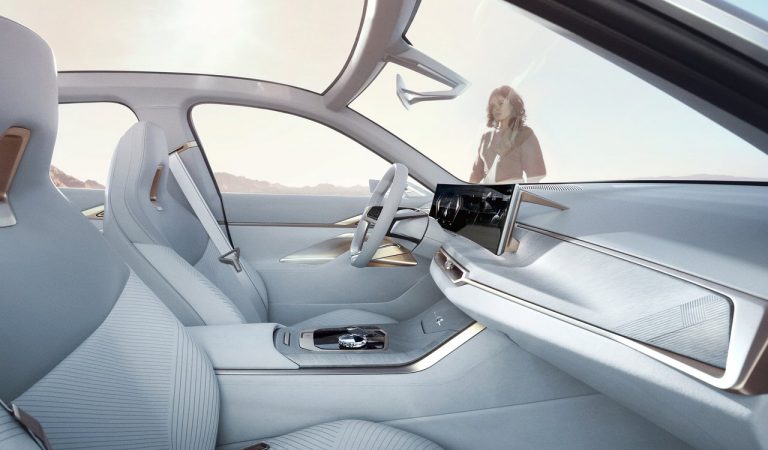 Bmw i4 Concept: immagini ufficiali