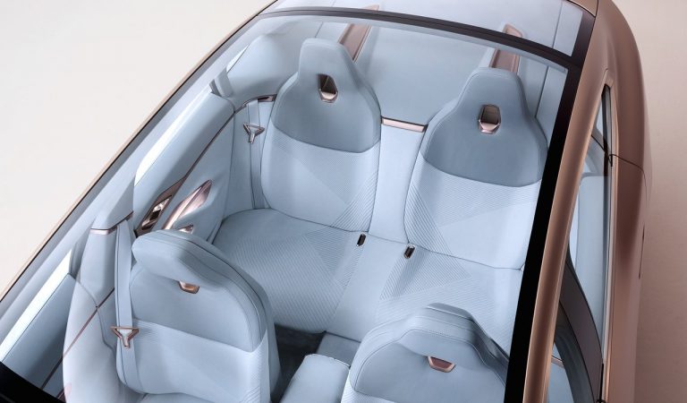 Bmw i4 Concept: immagini ufficiali