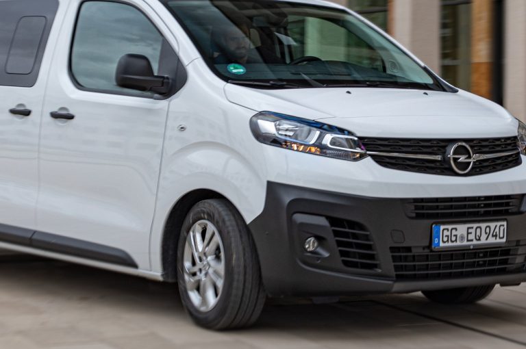 Opel Vivaro Life 2020: immagini ufficiali