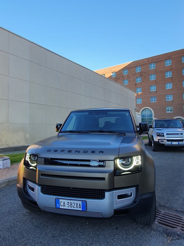 Land Rover Defender 2020: primo contatto
