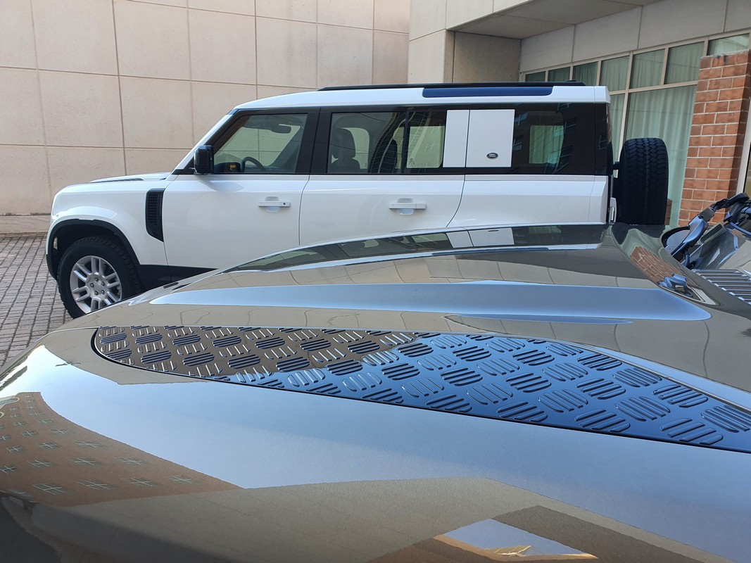 Land Rover Defender 2020: primo contatto