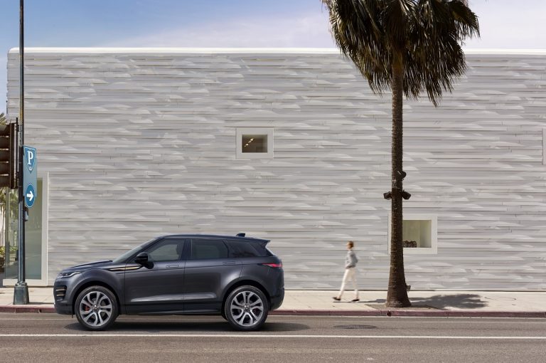 Range Rover Evoque 2021 e Land Rover Discovery Sport 2021