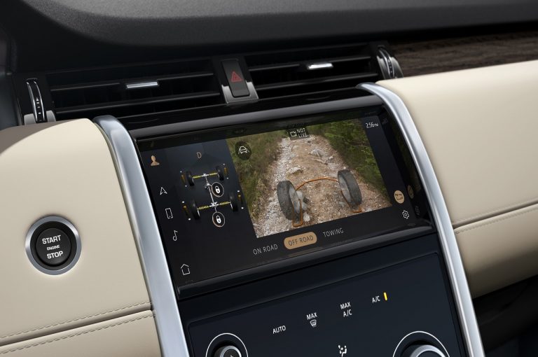 Range Rover Evoque 2021 e Land Rover Discovery Sport 2021