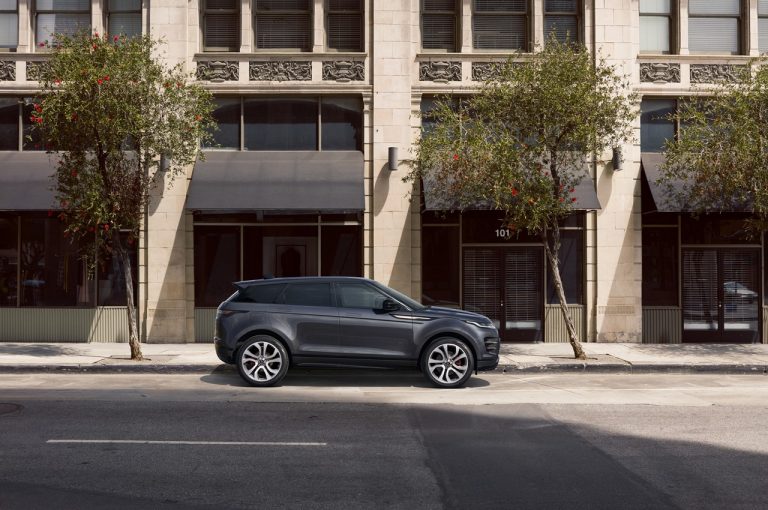 Range Rover Evoque 2021 e Land Rover Discovery Sport 2021