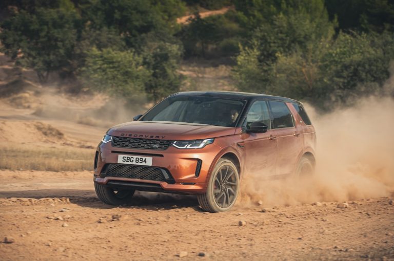 Range Rover Evoque 2021 e Land Rover Discovery Sport 2021