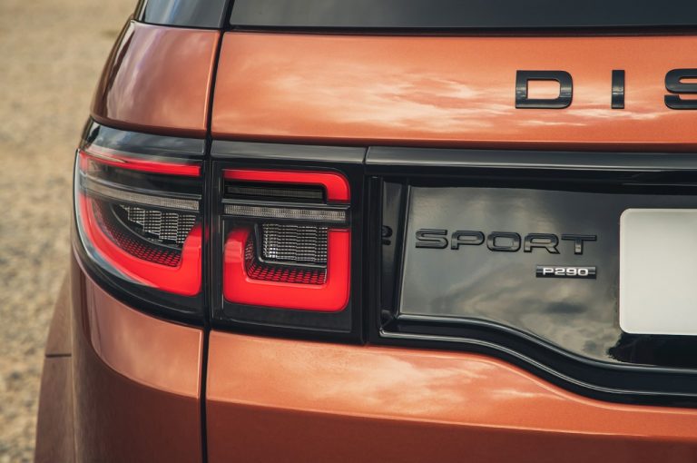 Range Rover Evoque 2021 e Land Rover Discovery Sport 2021