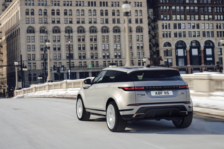 Range Rover Evoque 2021 e Land Rover Discovery Sport 2021