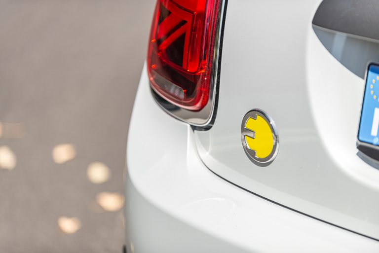 Mini Cooper SE: la prova su strada