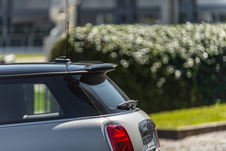 Mini Cooper SE: la prova su strada