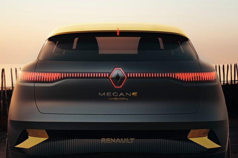 Renault Mégane eVision 2021: immagini ufficiali