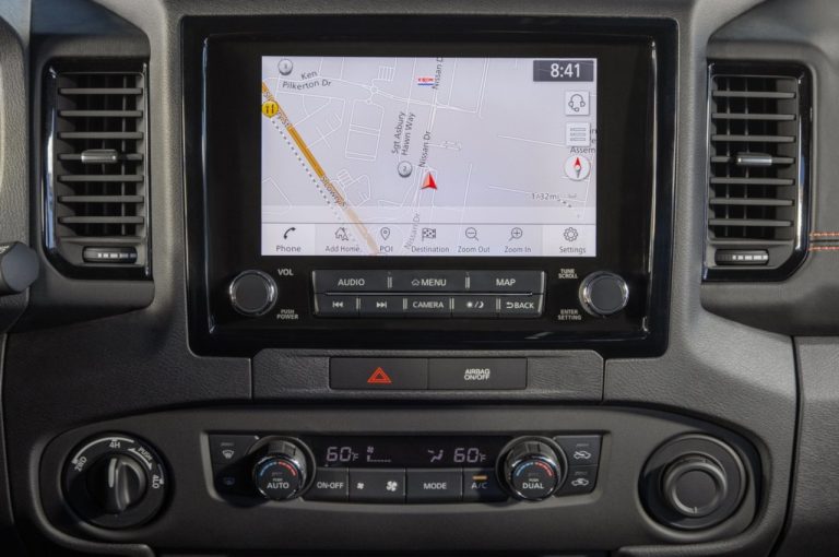 Nissan Frontier 2021: immagini ufficiali