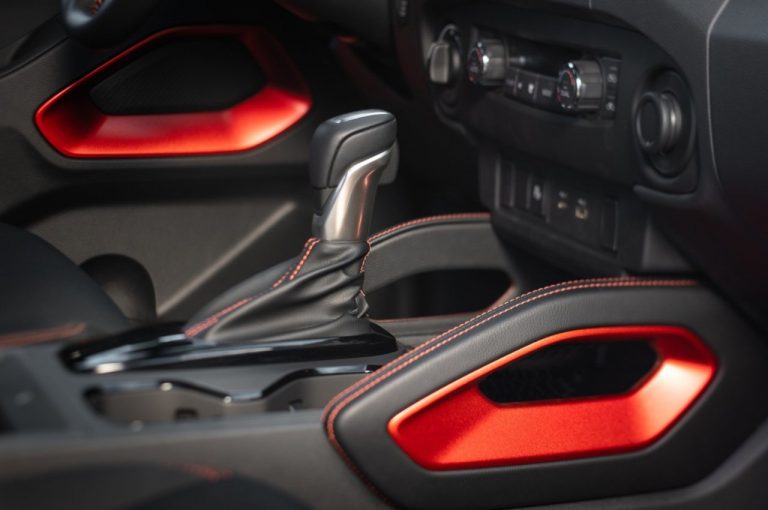 Nissan Frontier 2021: immagini ufficiali