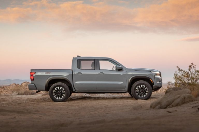 Nissan Frontier 2021: immagini ufficiali