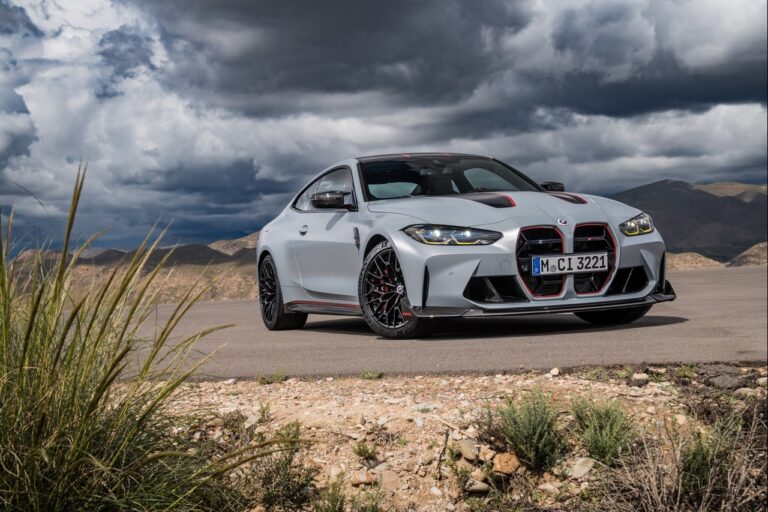 Bmw M4 CSL 2022: immagini ufficiali