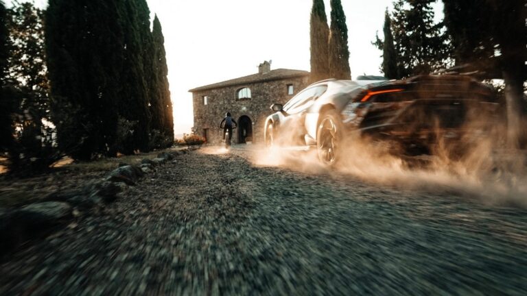 Lamborghini Huracan Sterrato: le immagini