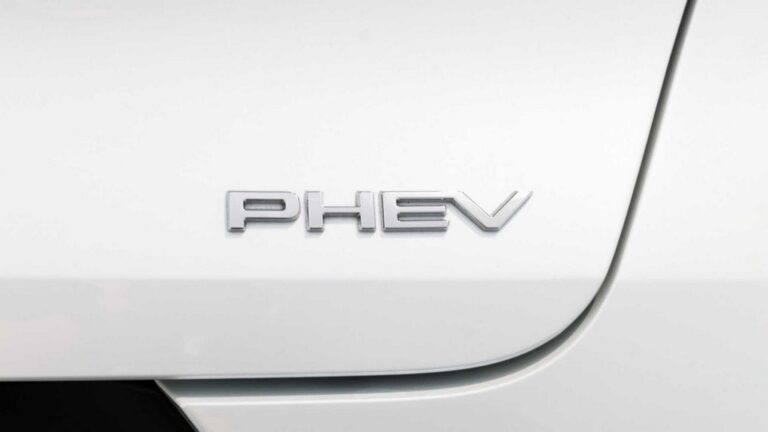 Mitsubishi ASX 2023: le immagini ufficiali
