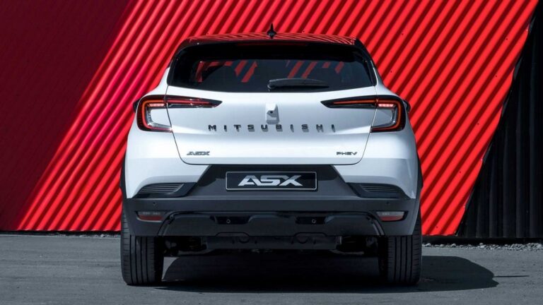 Mitsubishi ASX 2023: le immagini ufficiali