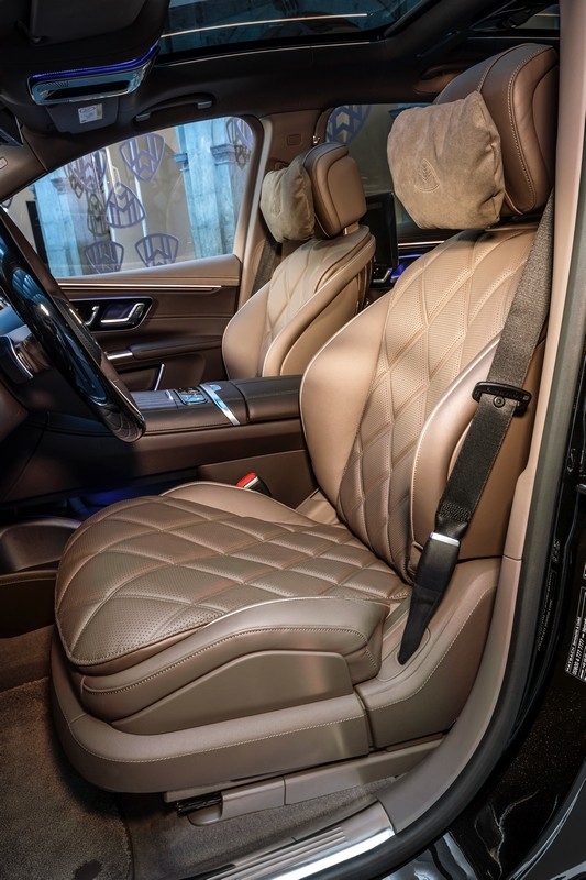 Mercedes-Maybach EQS SUV: immagini ufficiali